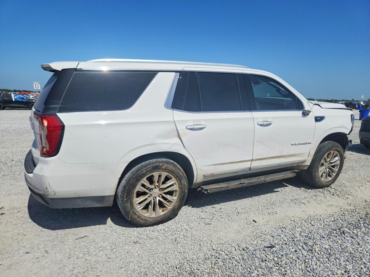 2021 GMC Yukon Slt - Image 3