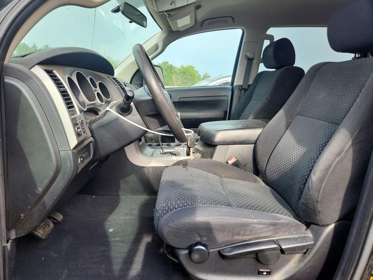 2010 Toyota Tundra Crewmax Sr5 - Image 7