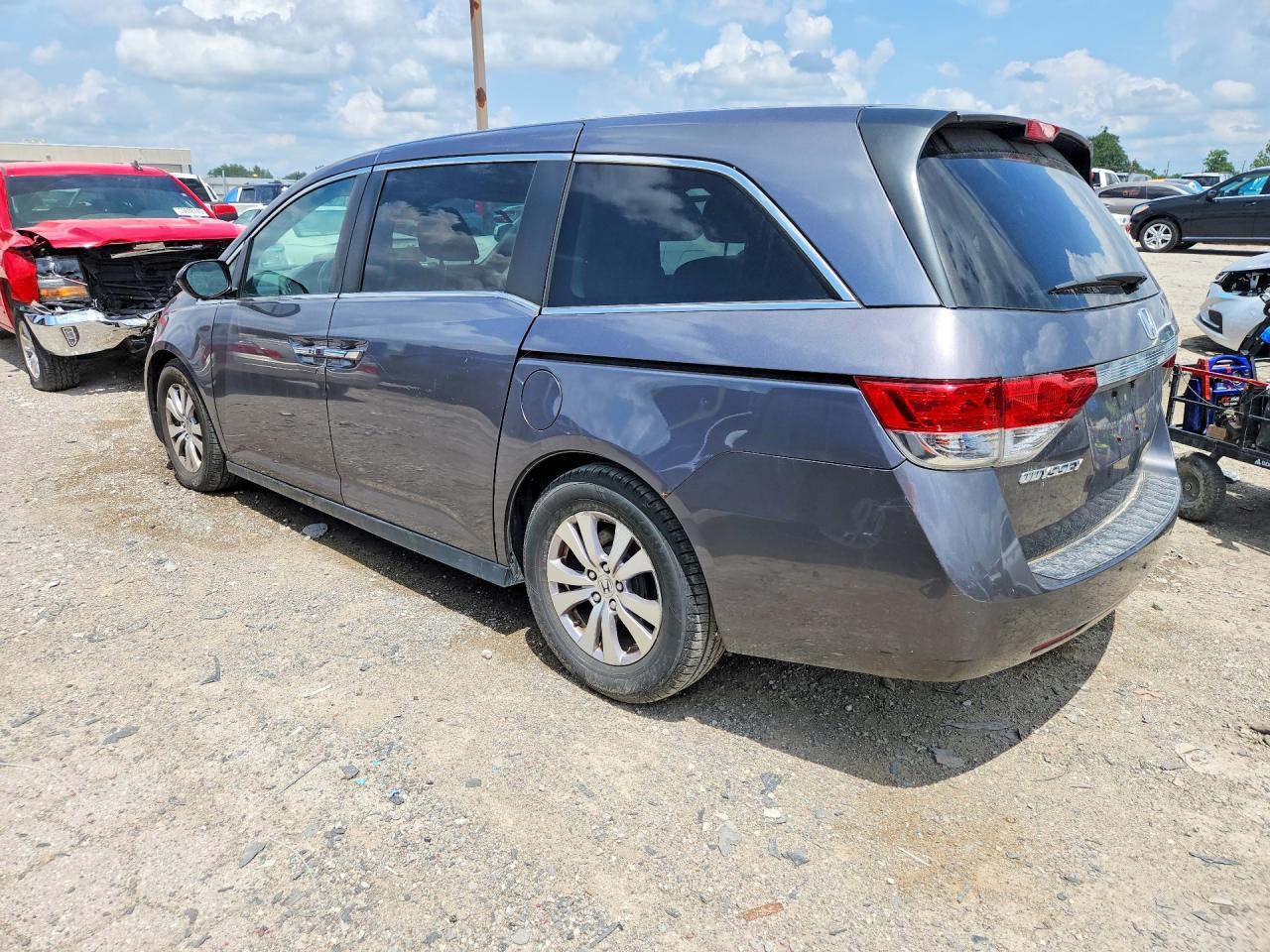 2014 Honda Odyssey - Image 2