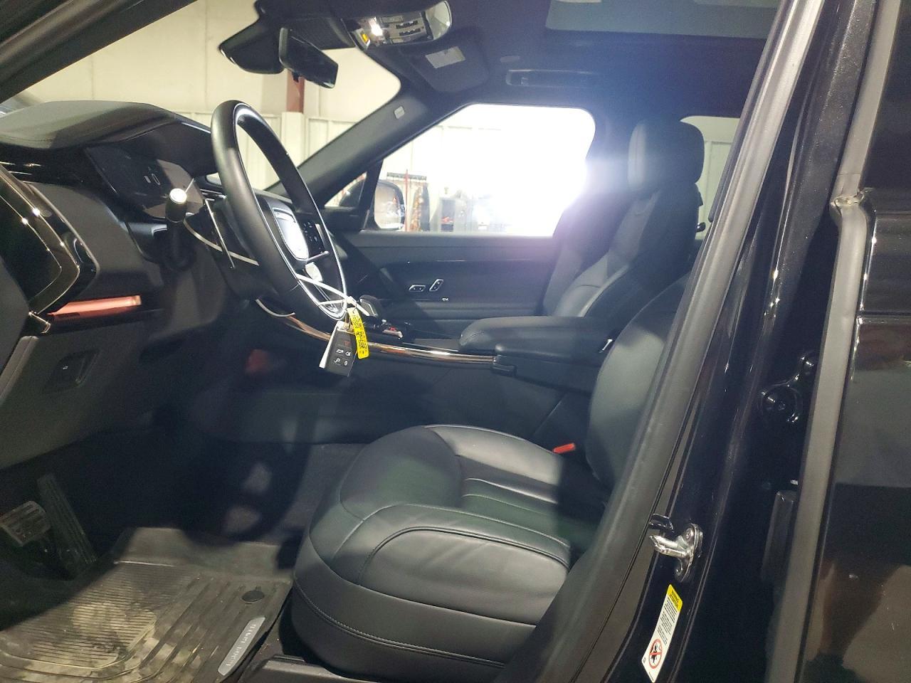 2025 Land Rover Range Rover Sport Se - Image 7