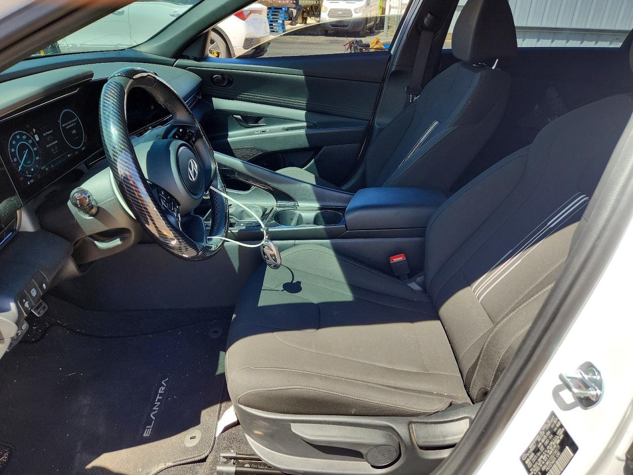 2025 Hyundai Elantra Hybrid Sel Sport - Фото 7
