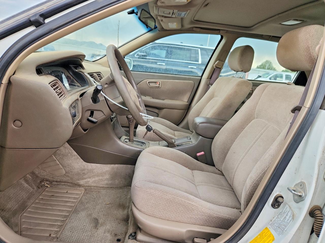 2000 Toyota Camry Le V6 - Фото 7
