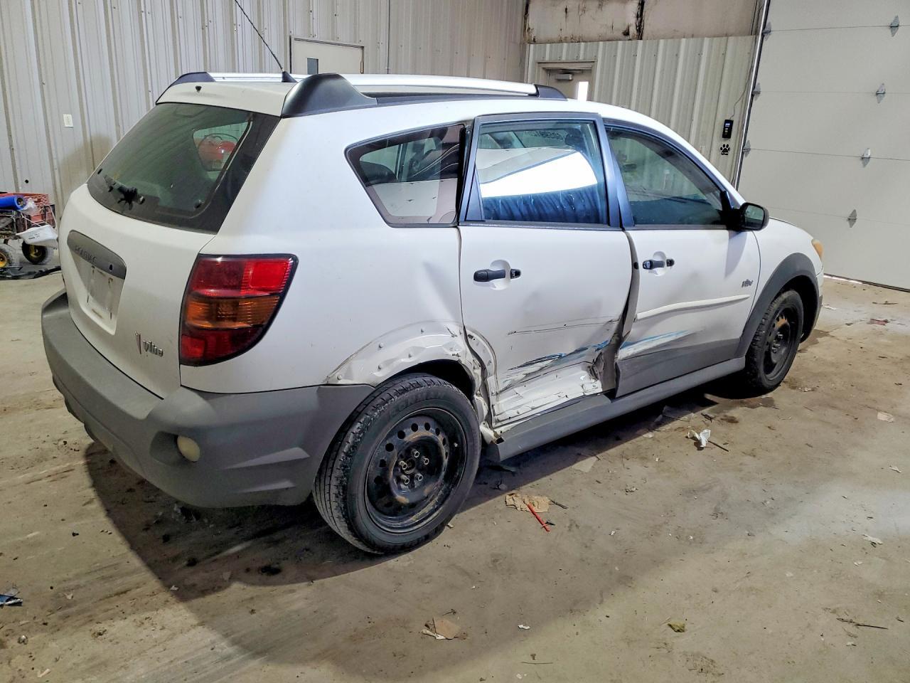 2006 Pontiac Vibe - Фото 3