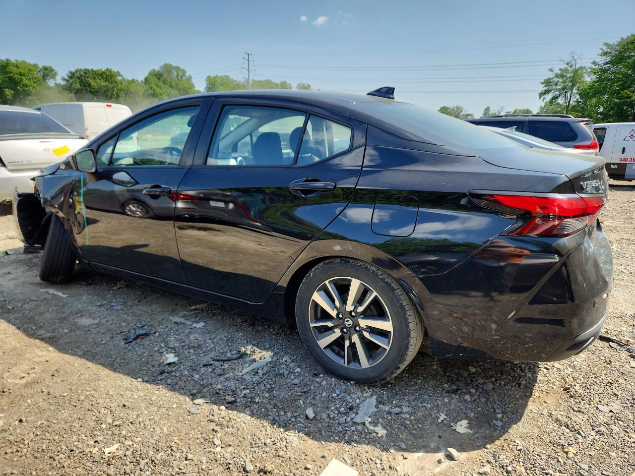 2021 Nissan Versa Sv - Image 2