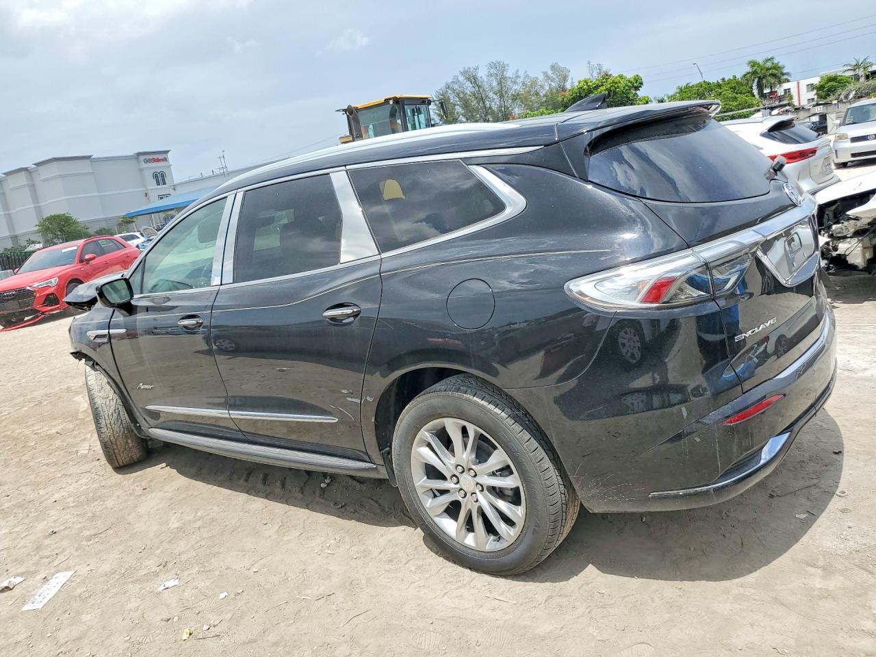 2022 Buick Enclave Avenir - Фото 2
