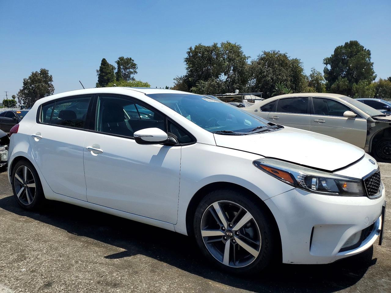 2017 Kia Forte Ex - Фото 4