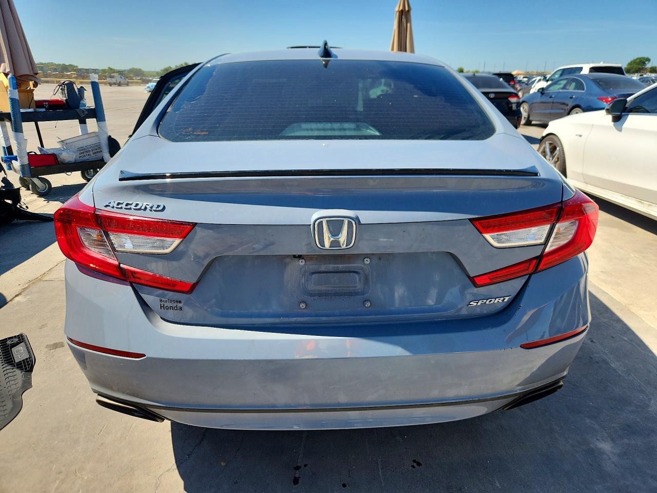 2022 Honda Accord Sport - Image 6