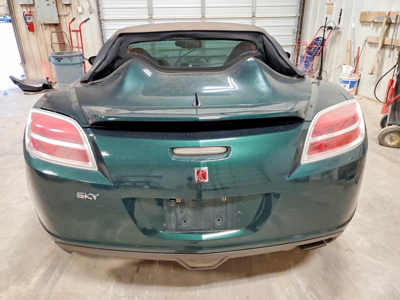 2008 Saturn Sky - Image 6