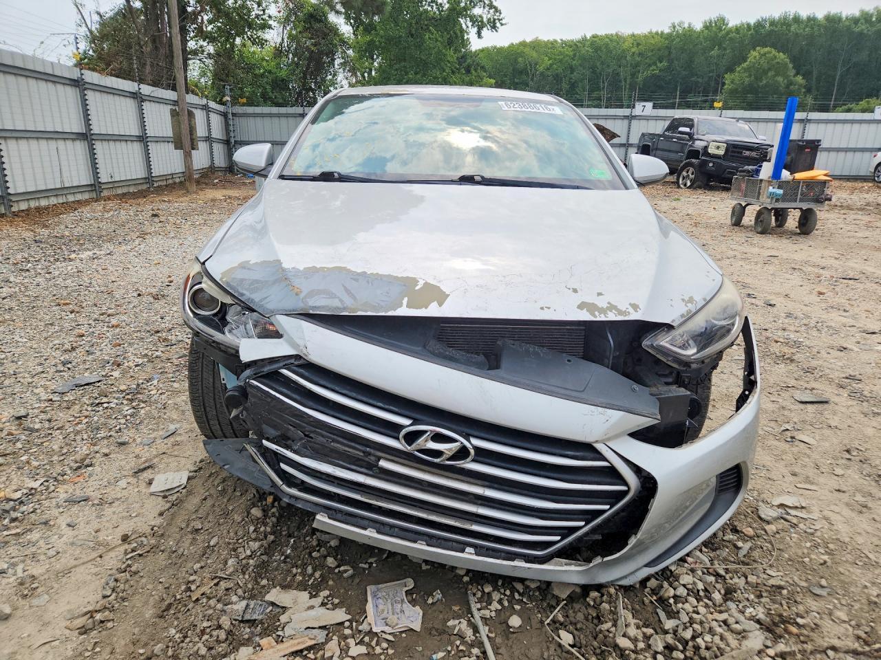2017 Hyundai Elantra Se - Image 5