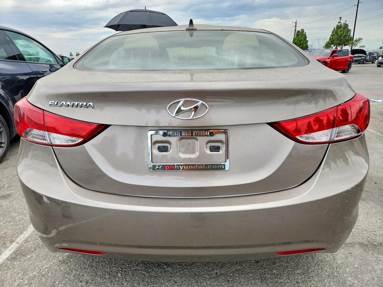 2012 Hyundai Elantra Gls - Фото 6