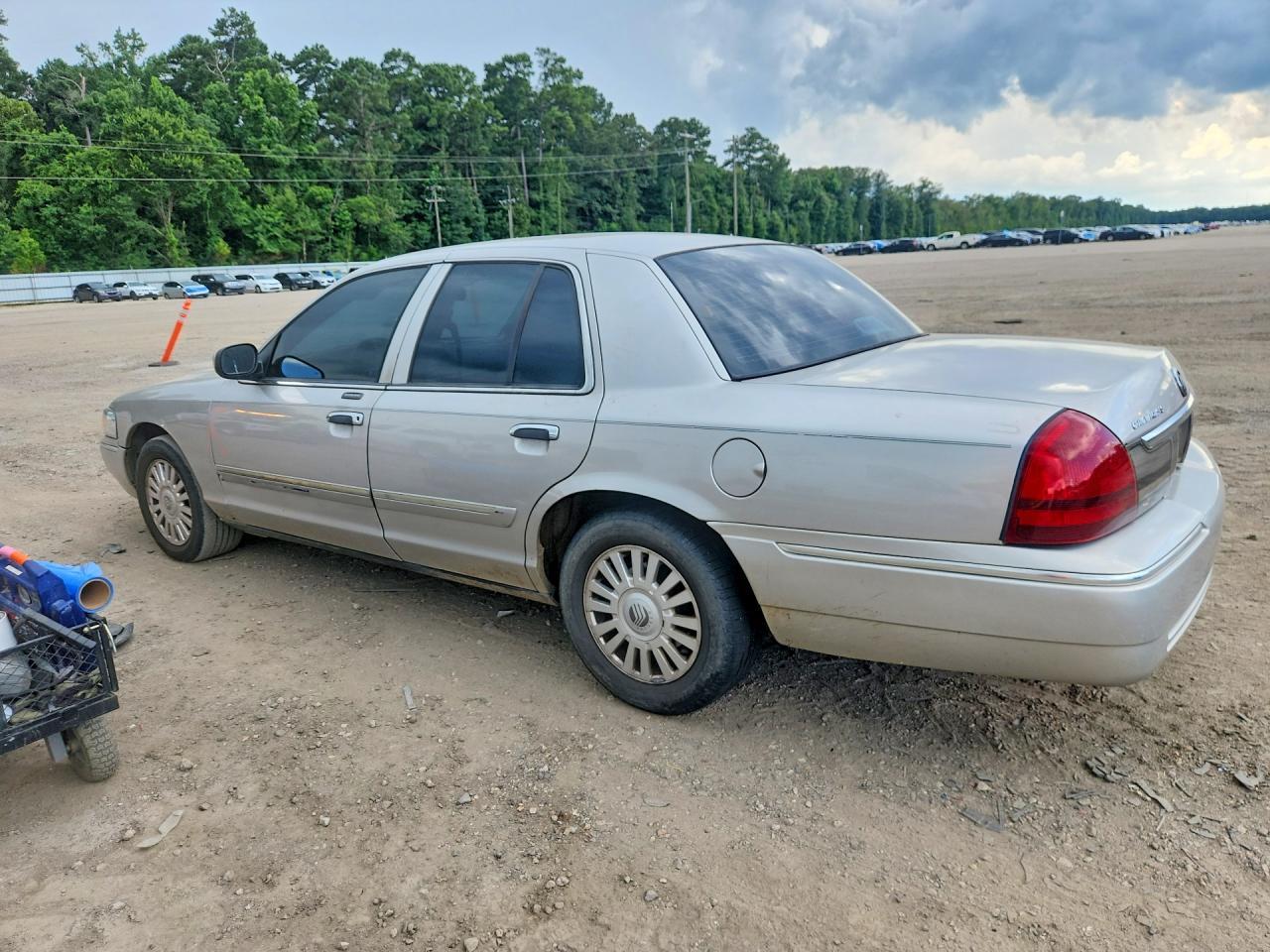 2008 Mercury Grand Marquis Ls - Фото 2