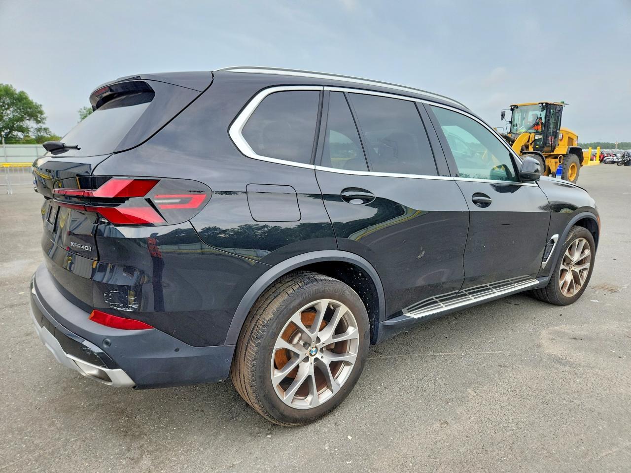 2024 BMW X5 xDrive40I - Image 3