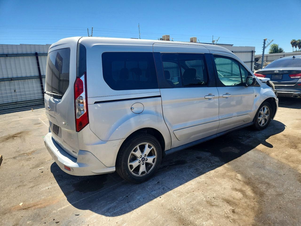 2015 Ford Transit Connect Xlt - Image 3