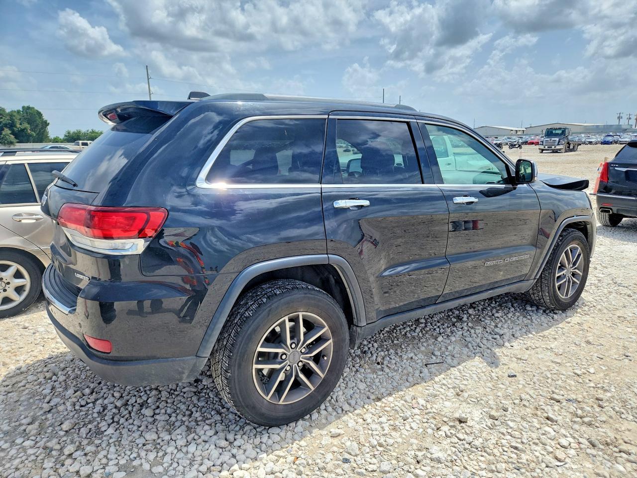 2020 Jeep Grand Cherokee Limited - Image 3