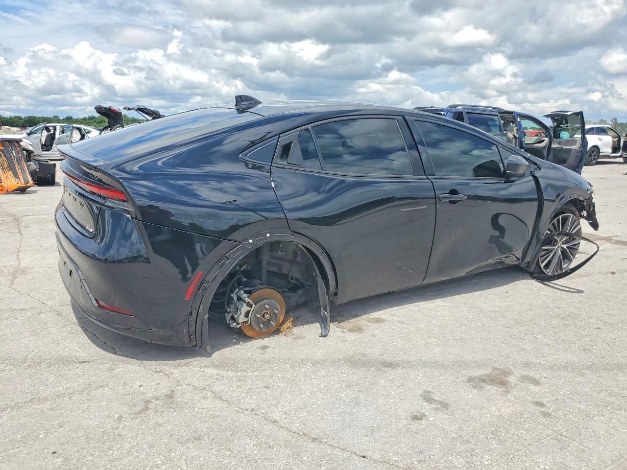 2024 Toyota Prius Xle - Фото 3