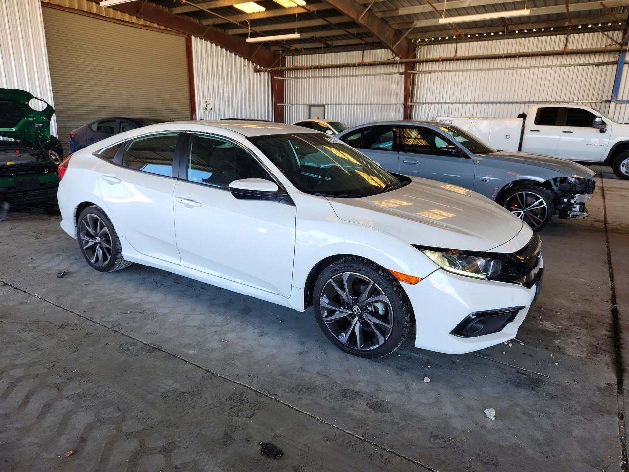 2019 Honda Civic Sport - Image 4