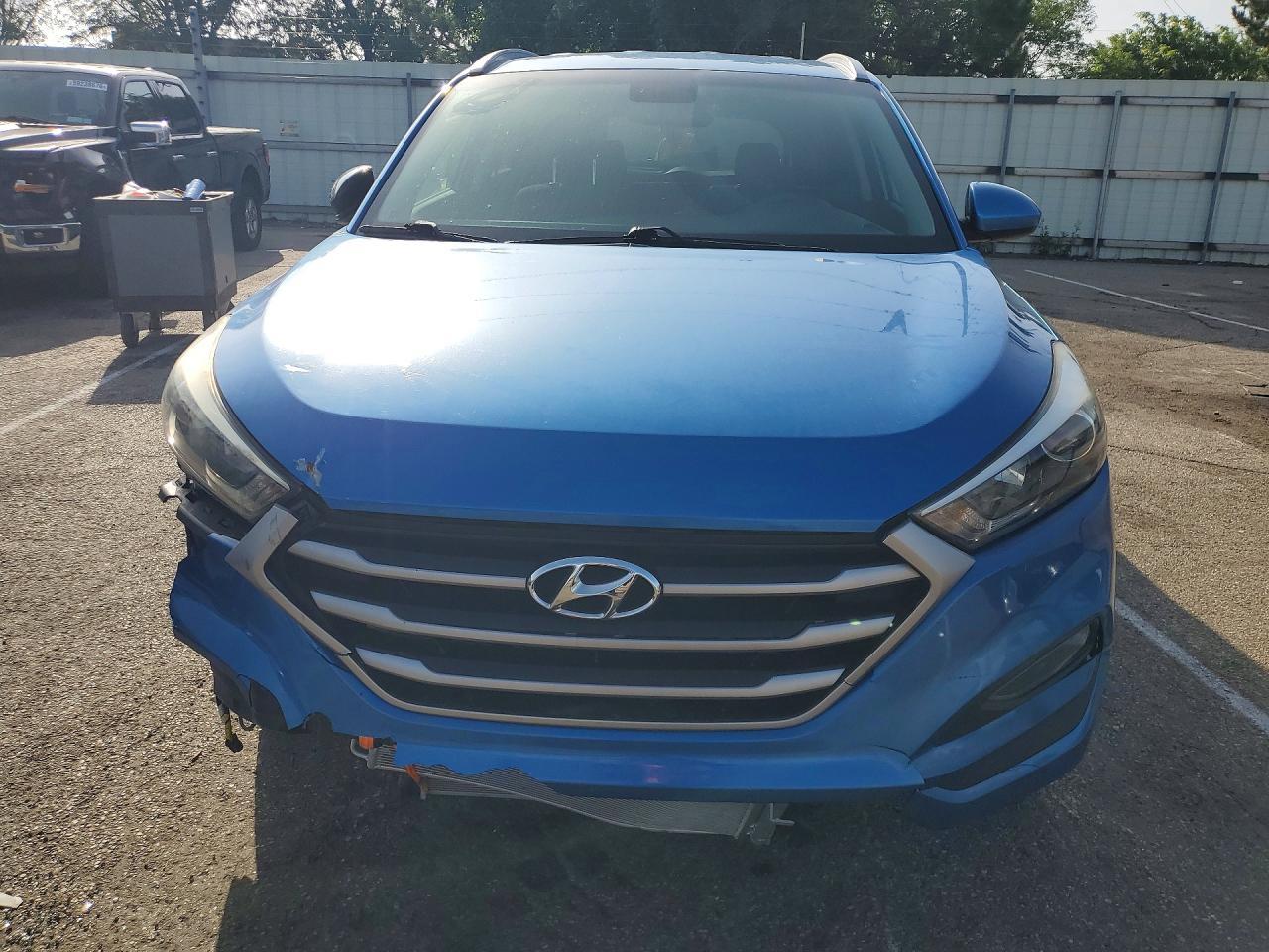 2017 Hyundai Tucson Se - Фото 5