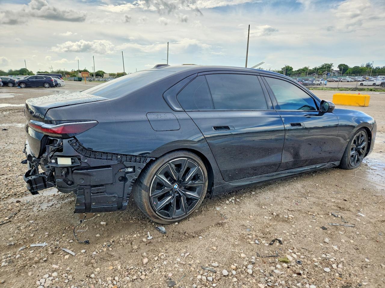 2024 BMW 740 I - Фото 3
