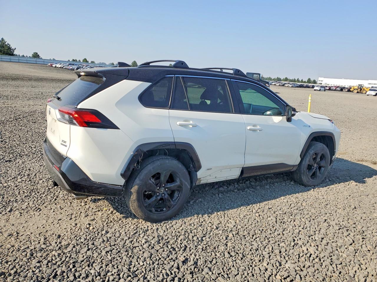 2019 Toyota Rav4 Xse - Image 3