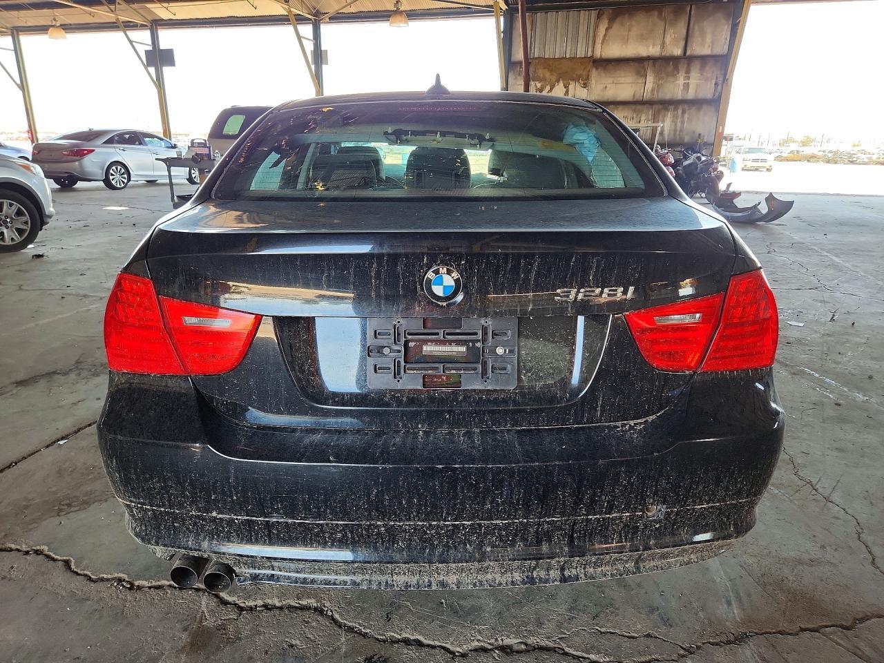 2009 BMW 328 Xi - Image 6