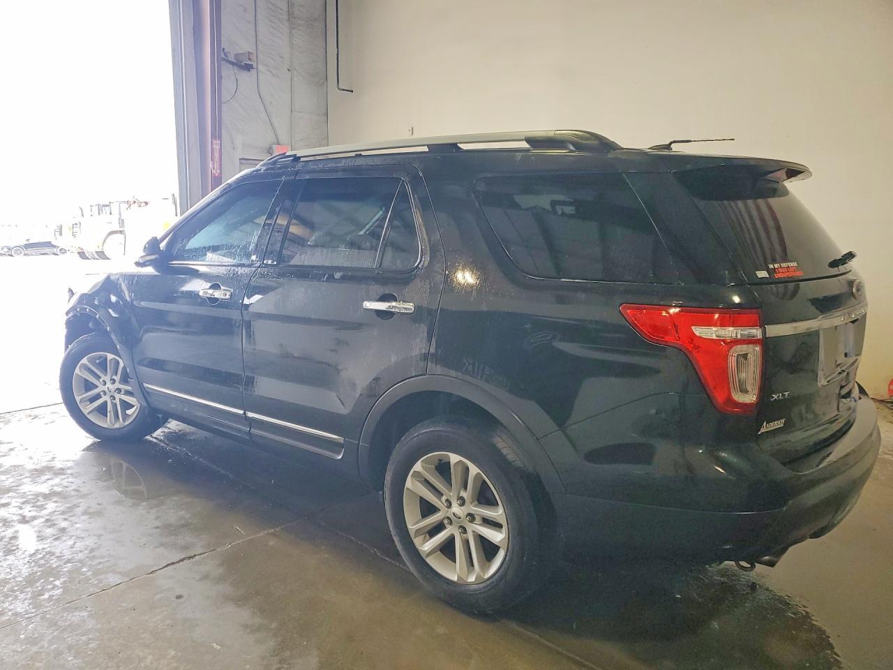 2013 Ford Explorer - Image 2