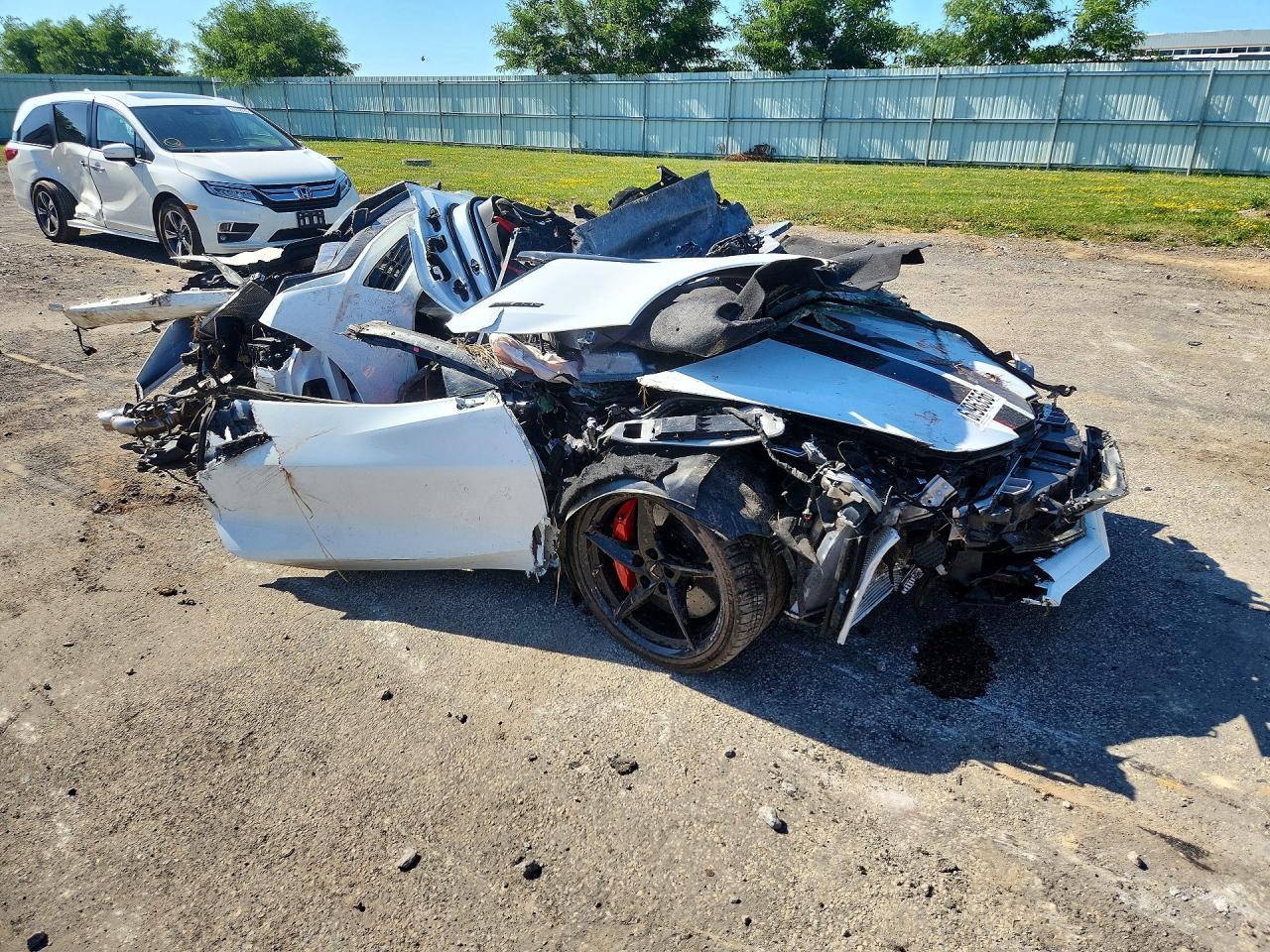 2025 Chevrolet Corvette E-Ray 3Lz - Фото 4