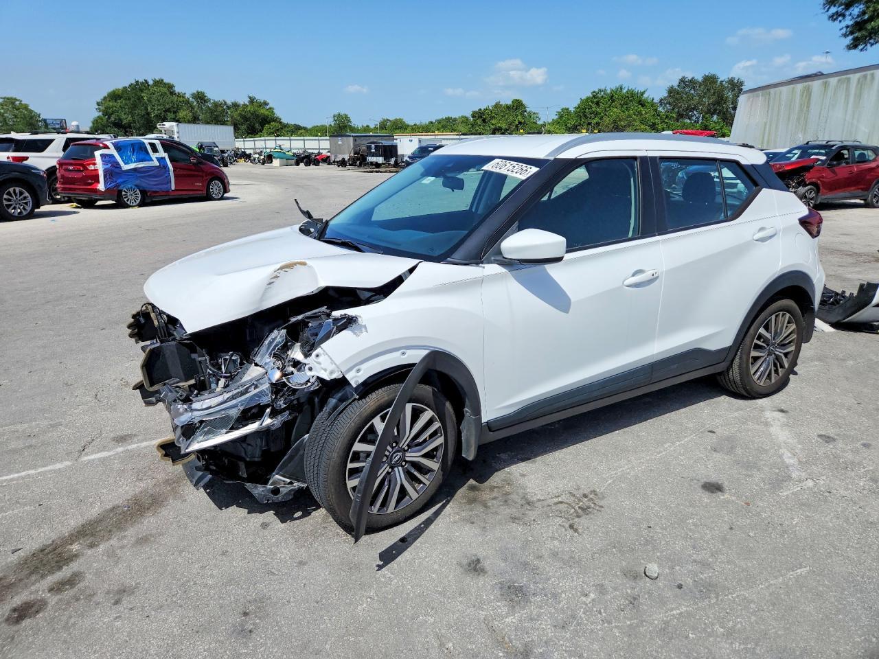 2024 Nissan Kicks Sv