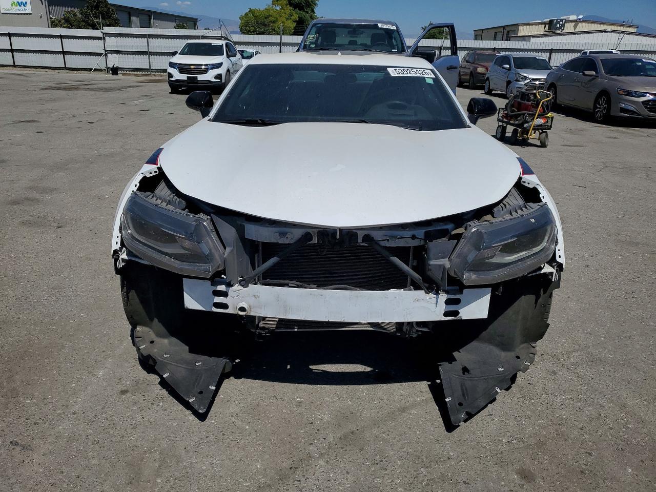 2017 Chevrolet Camaro Lt - Image 5