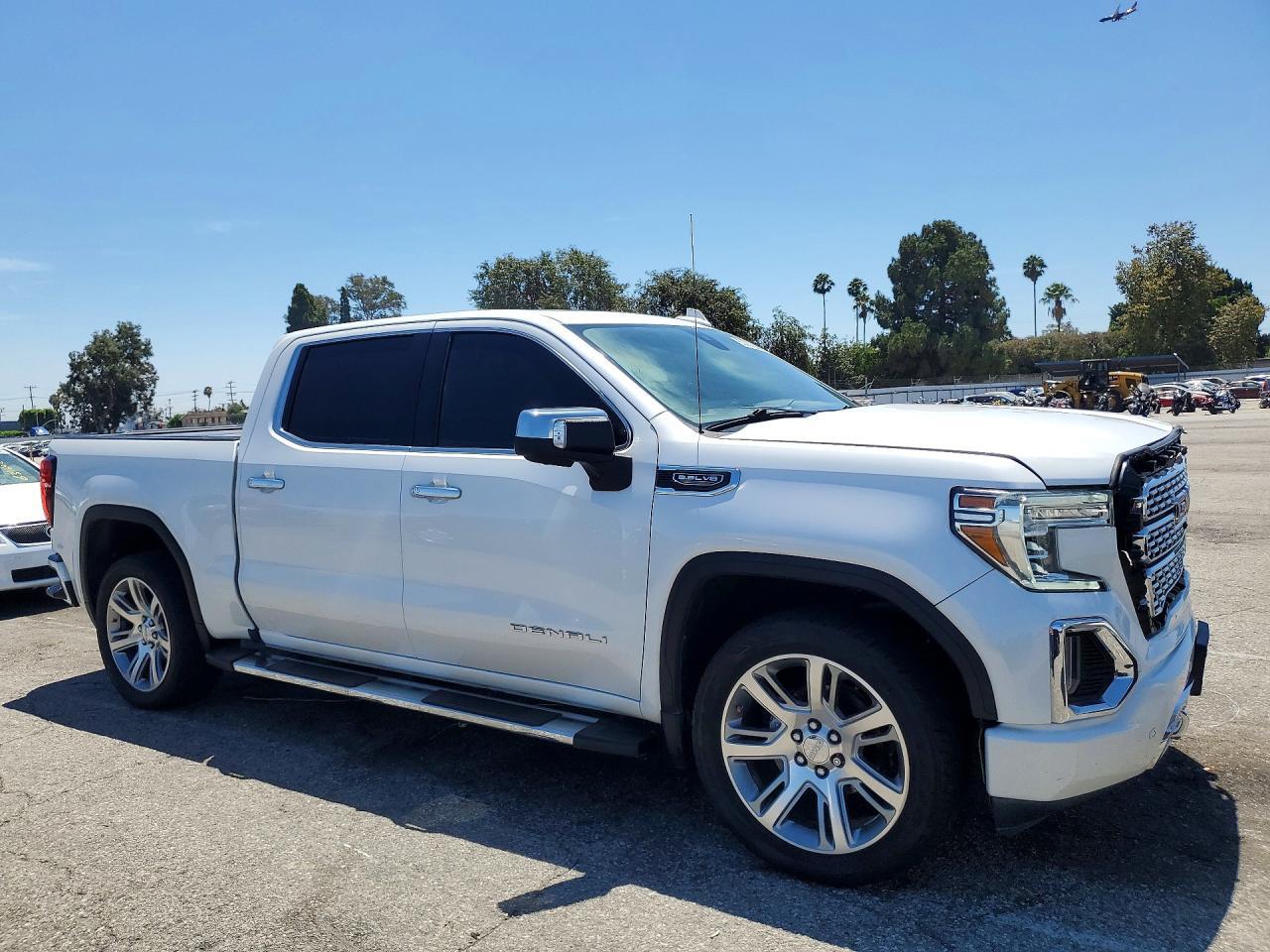 2021 GMC Sierra C1500 Denali - Image 4