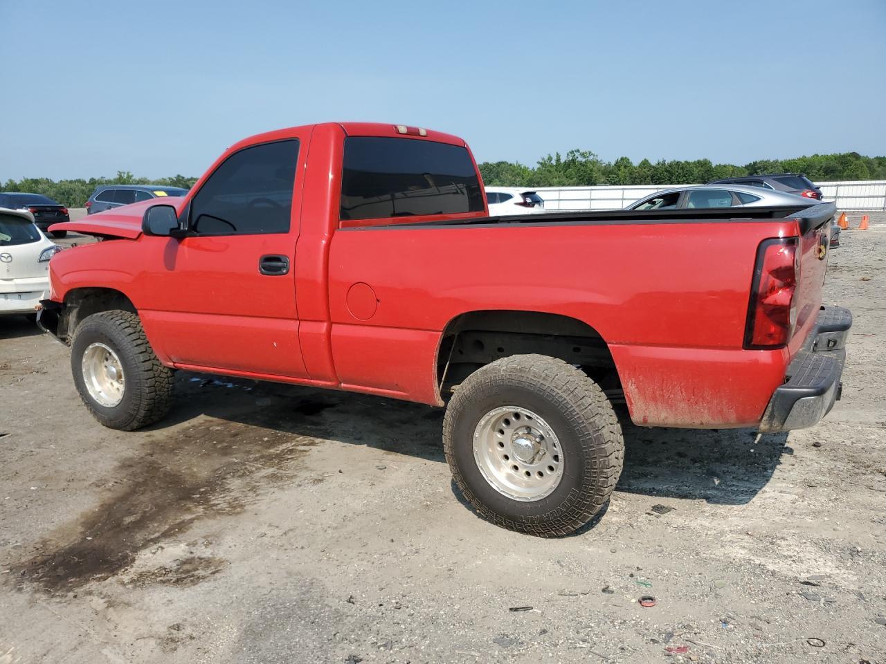 2003 Chevrolet Silverado K1500 - Фото 2