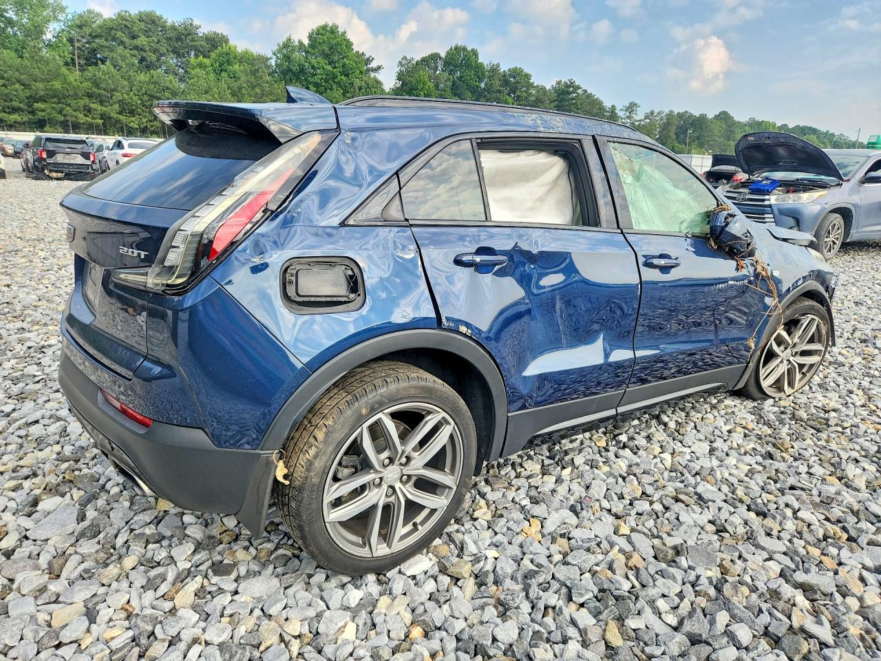2019 Cadillac Xt4 - Фото 3