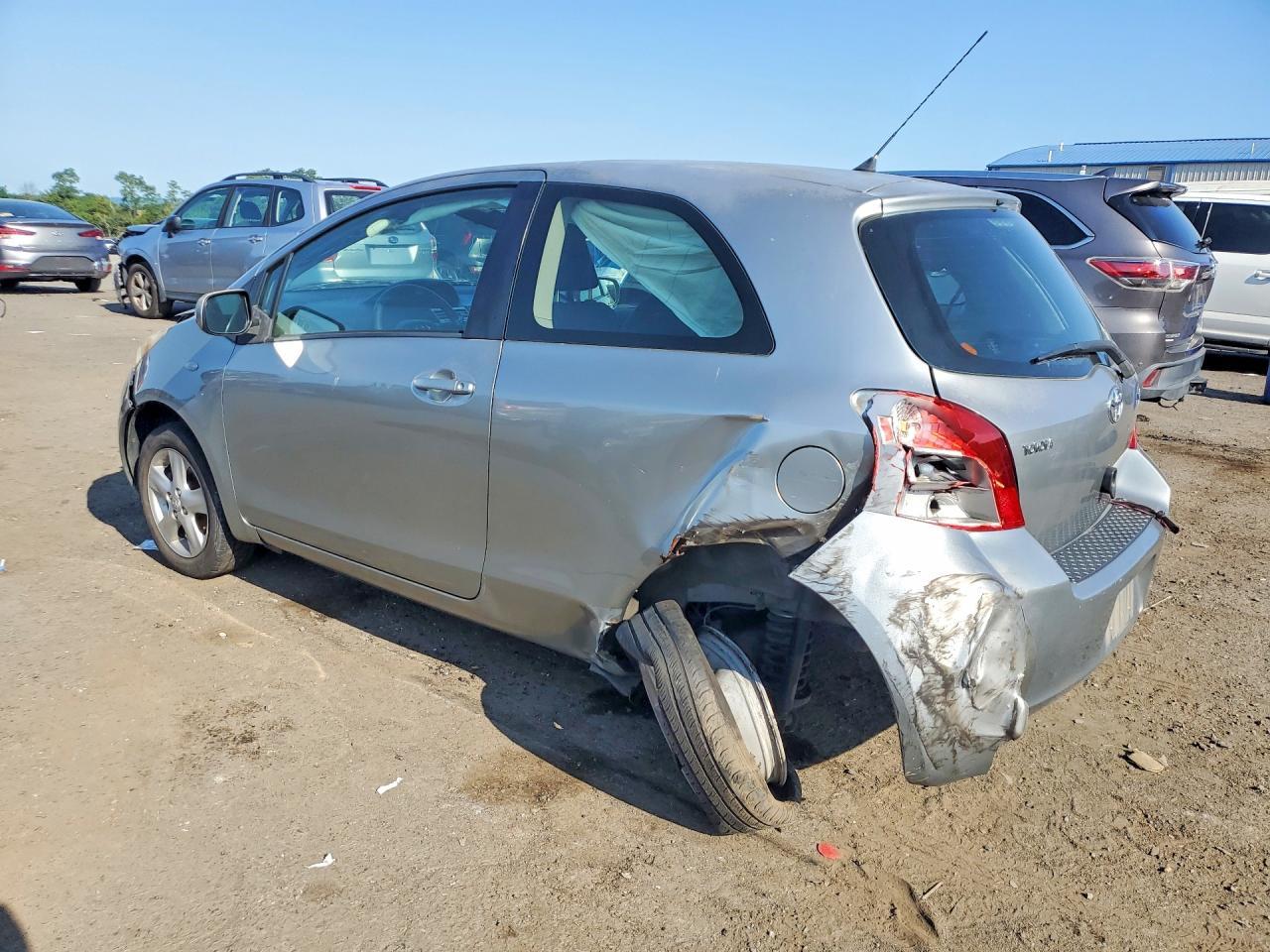 2008 Toyota Yaris - Image 2