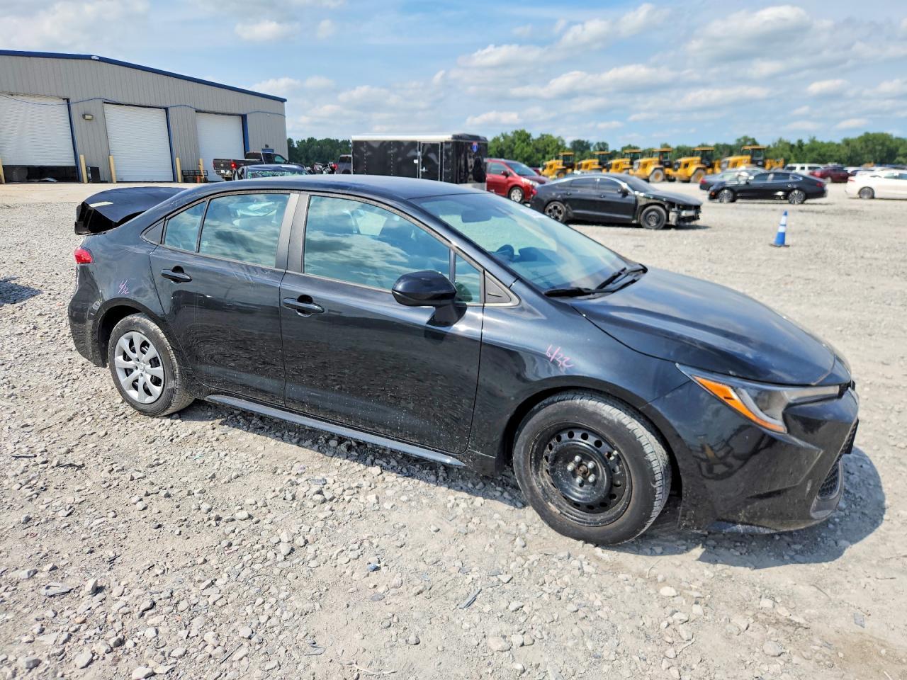 2022 Toyota Corolla Le - Фото 4