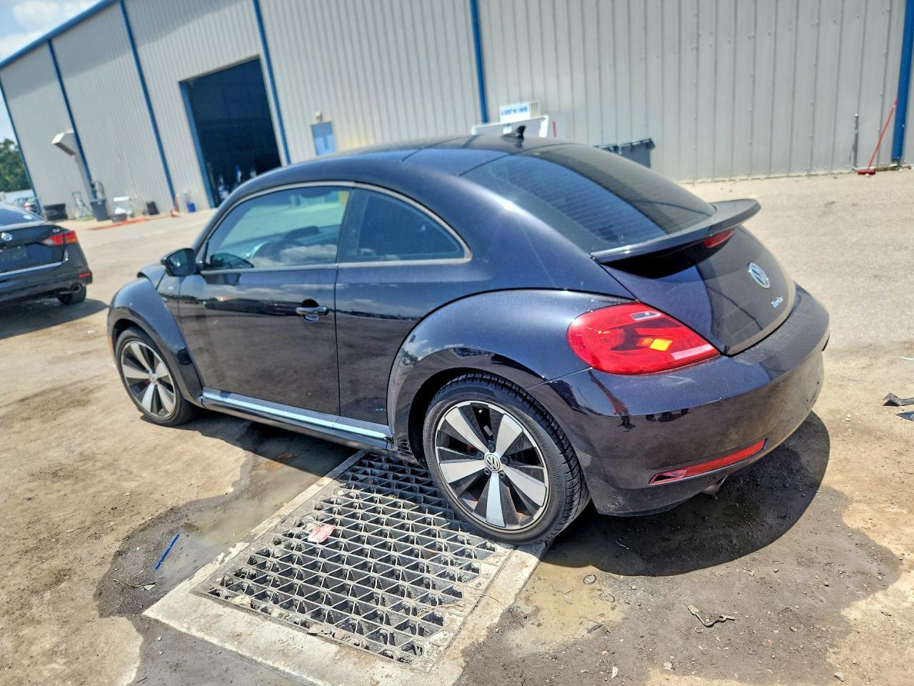 2014 Volkswagen Beetle Turbo - Фото 2