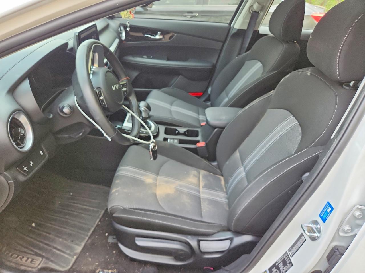 2024 Kia Forte Ex - Image 7