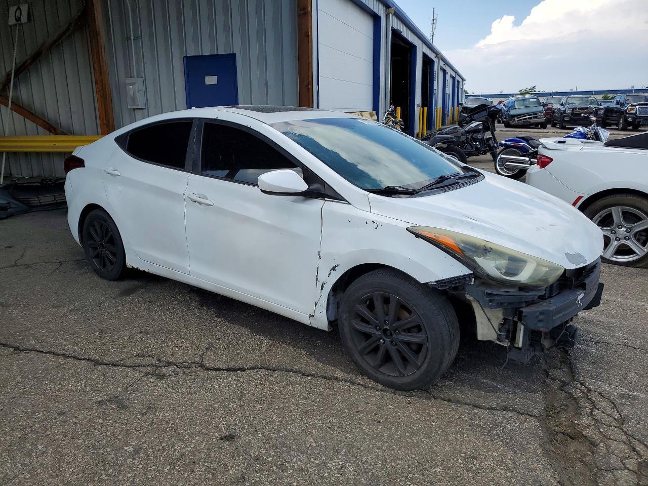 2015 Hyundai Elantra Se - Фото 4