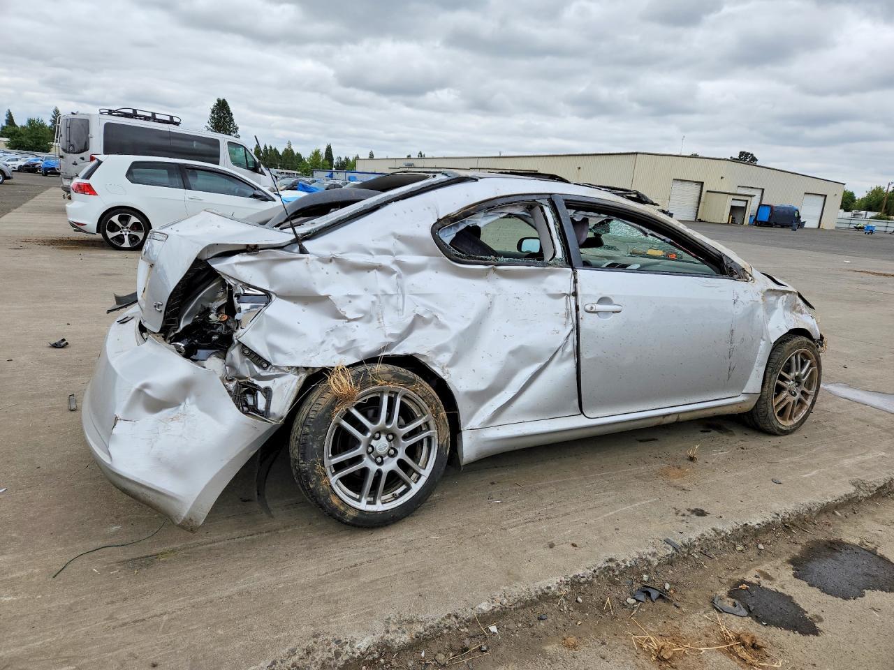 2010 Scion Tc Base - Image 3