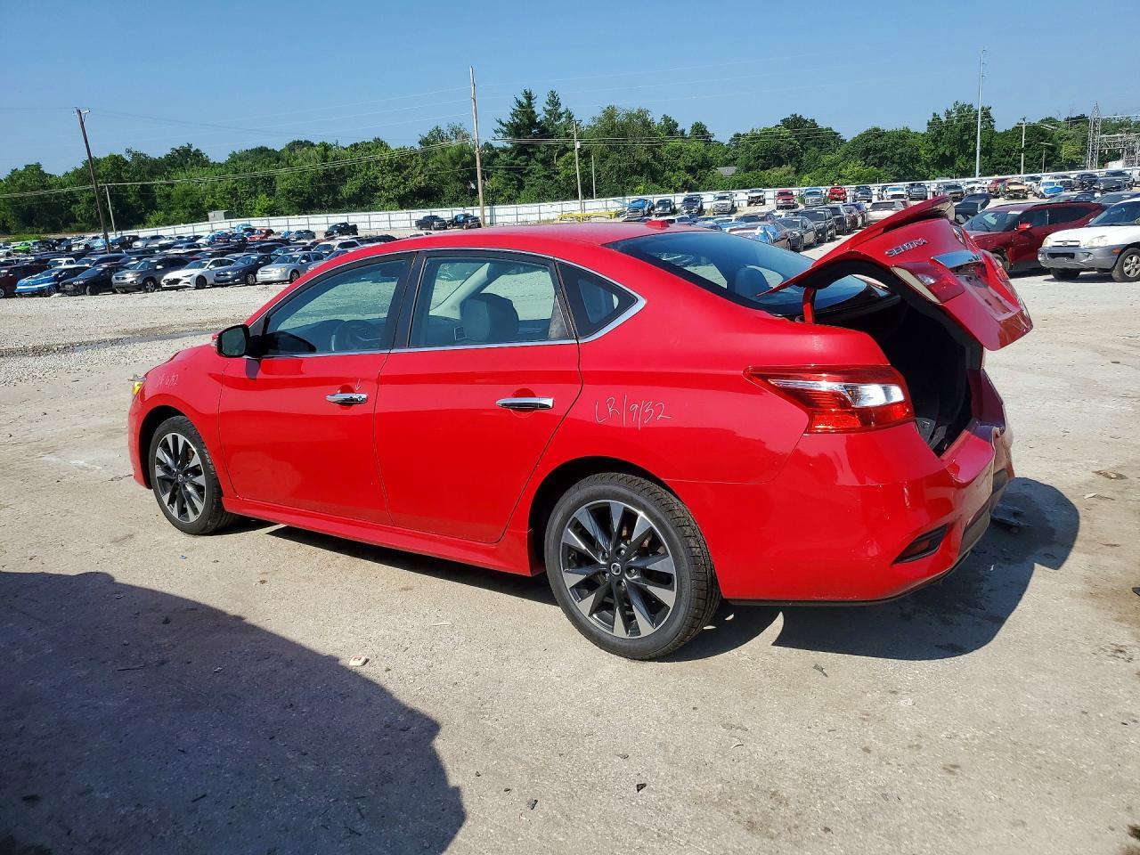 2019 Nissan Sentra Sr - Image 2
