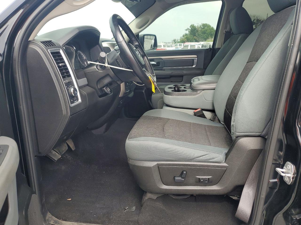 2019 Ram 1500 Classic Slt - Image 7