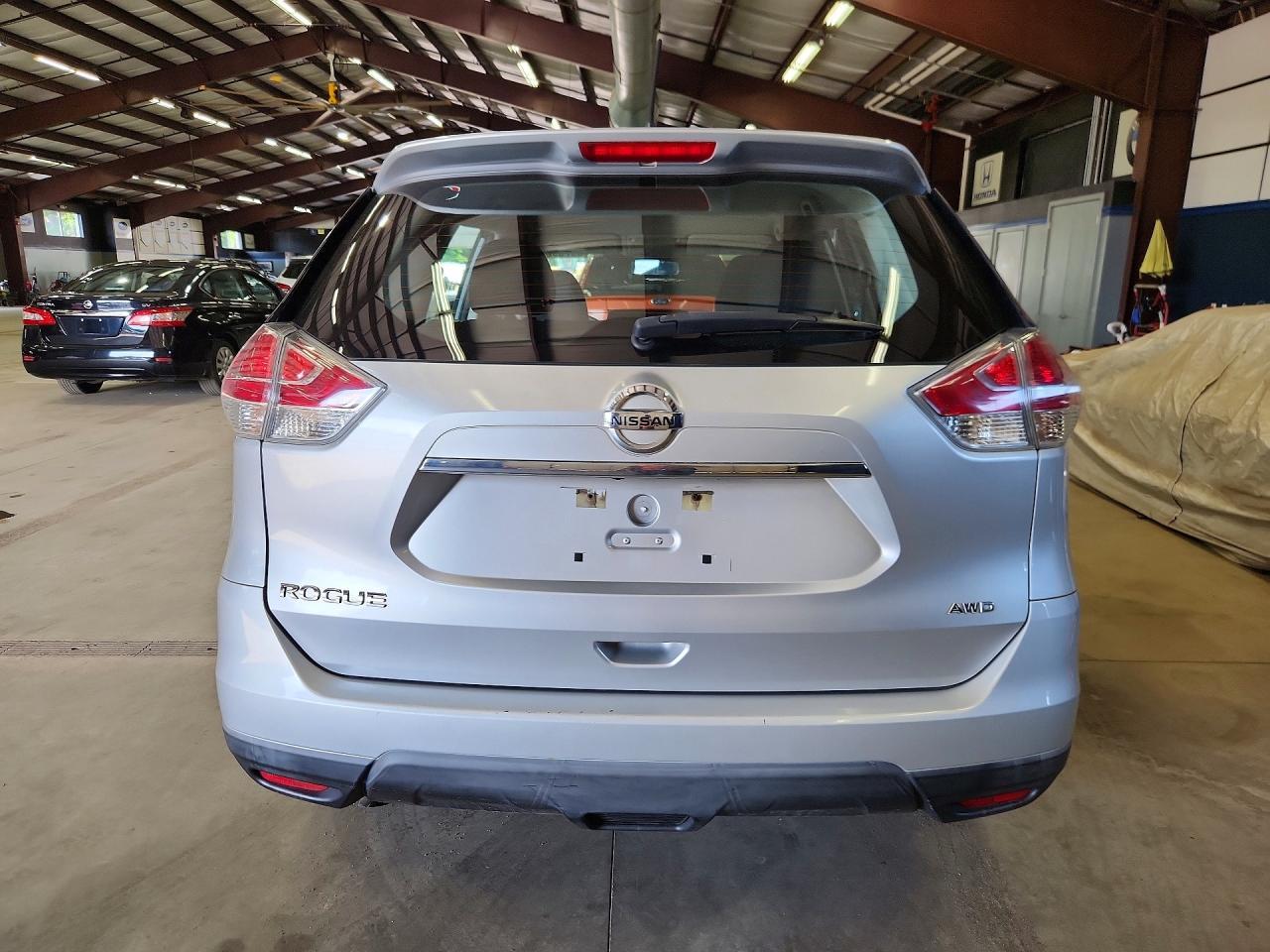 2016 Nissan Rogue S - Фото 6