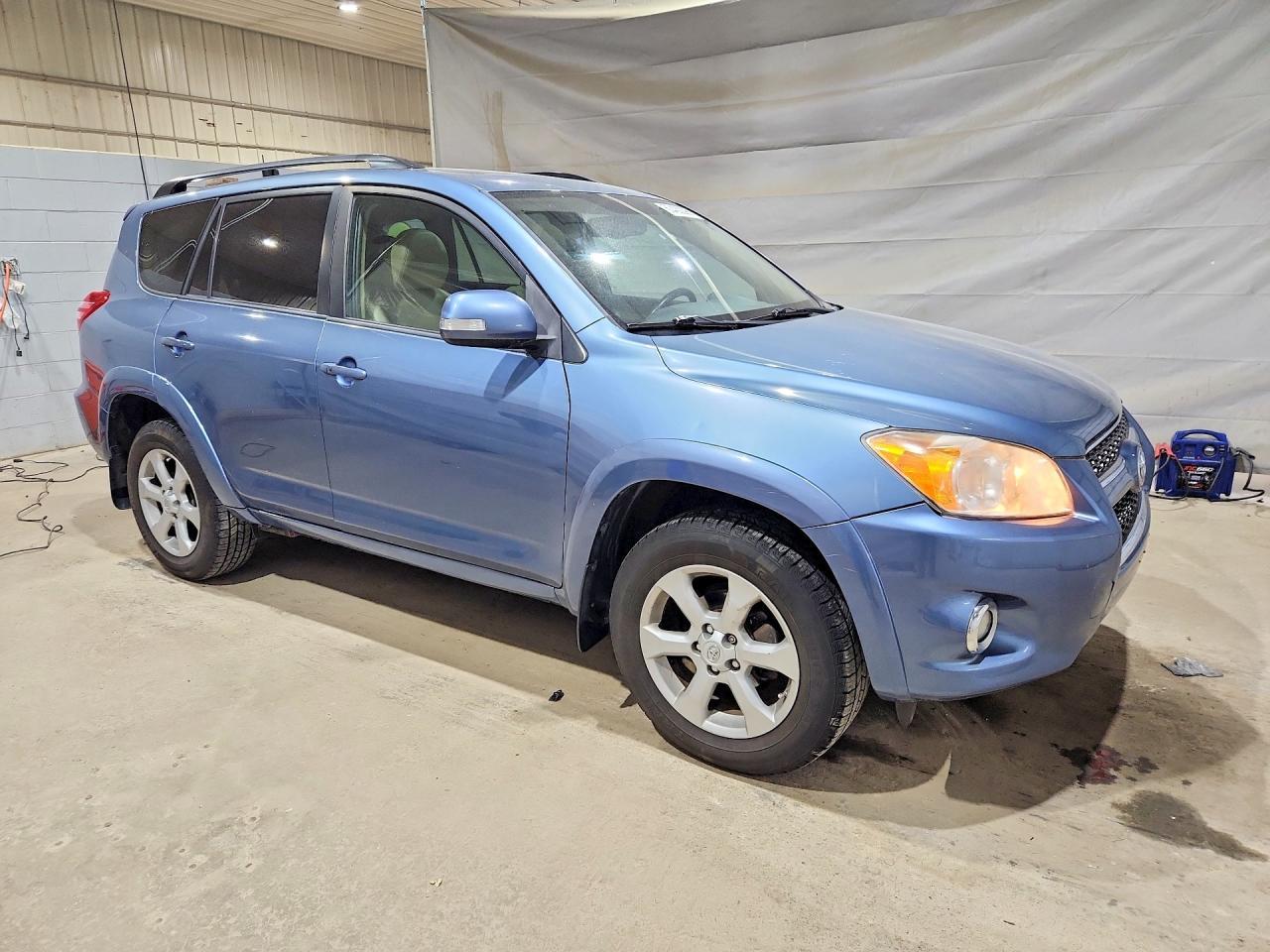 2012 Toyota Rav4 Limited - Фото 4