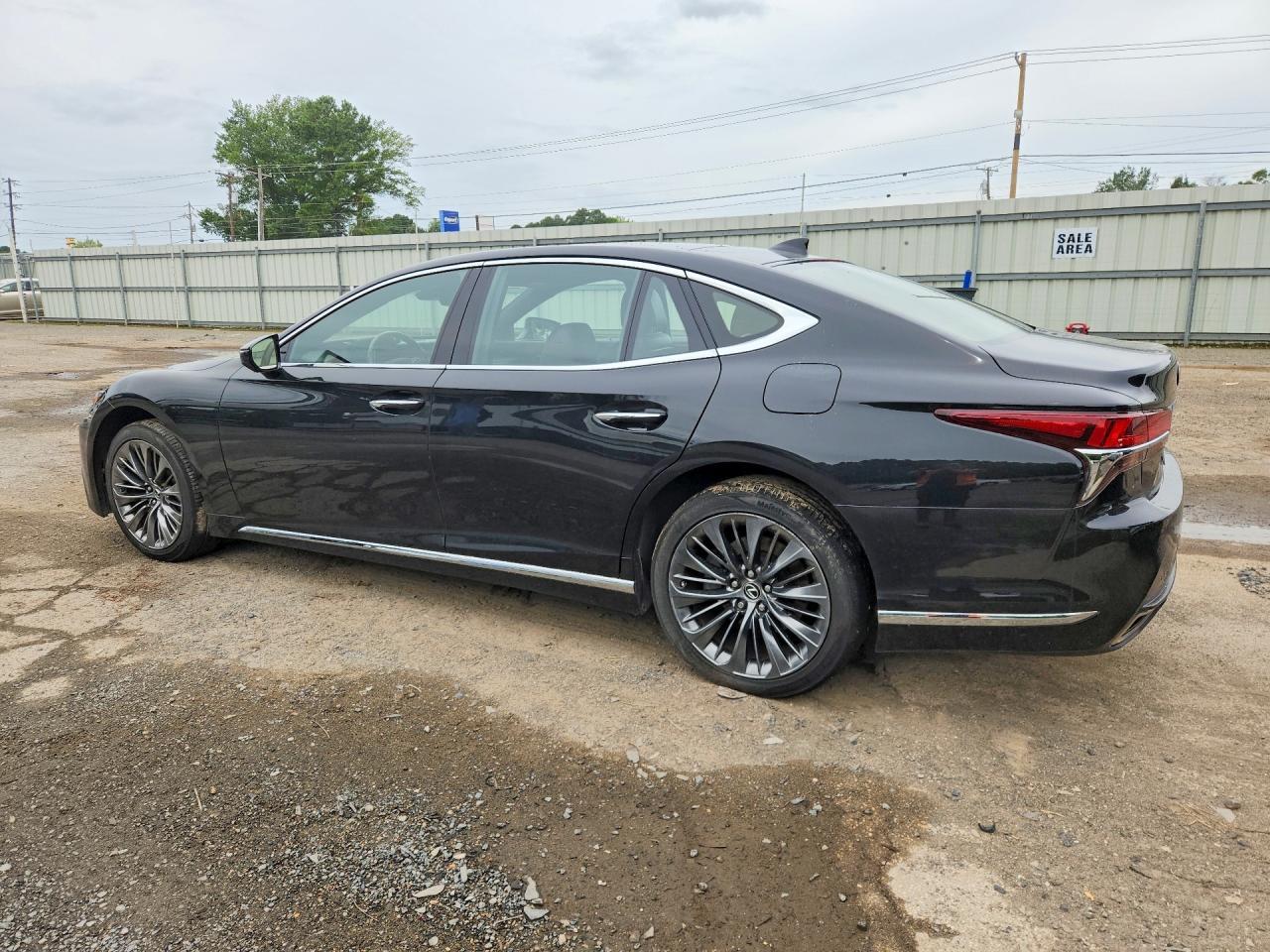 2018 Lexus Ls 500 - Image 2