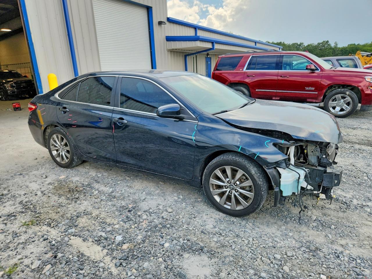 2017 Toyota Camry Xle - Фото 4