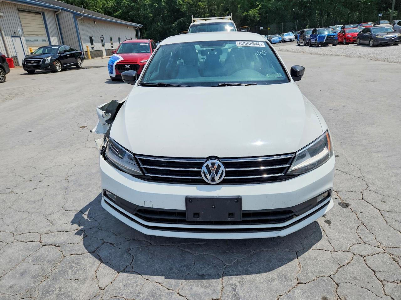 2016 Volkswagen Jetta Sport - Image 5