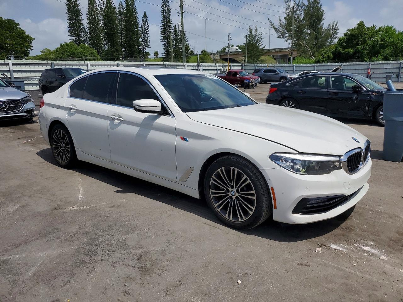2017 BMW 530 I - Image 4