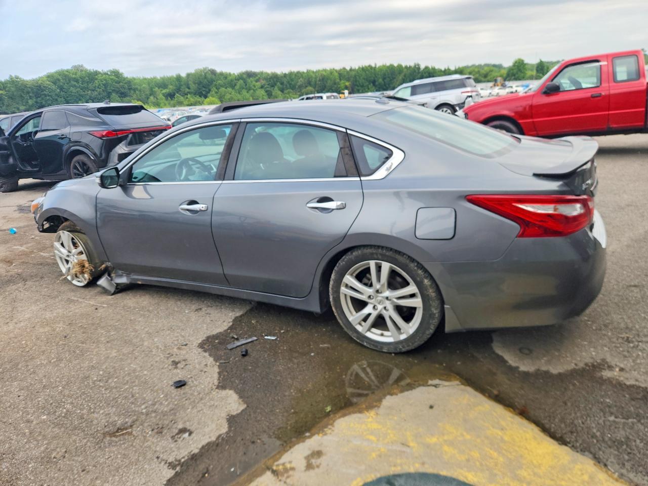 2016 Nissan Altima 3.5 Sl - Image 2