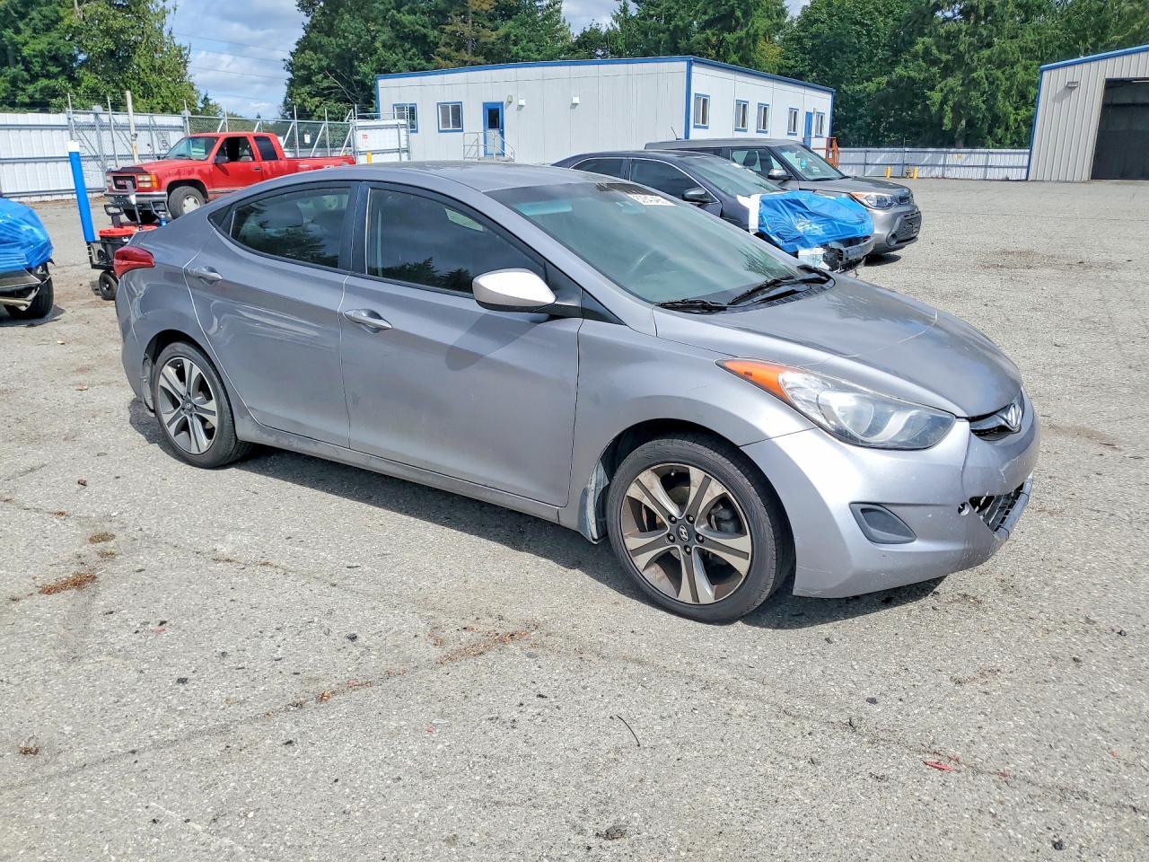 2013 Hyundai Elantra Gls - Image 4