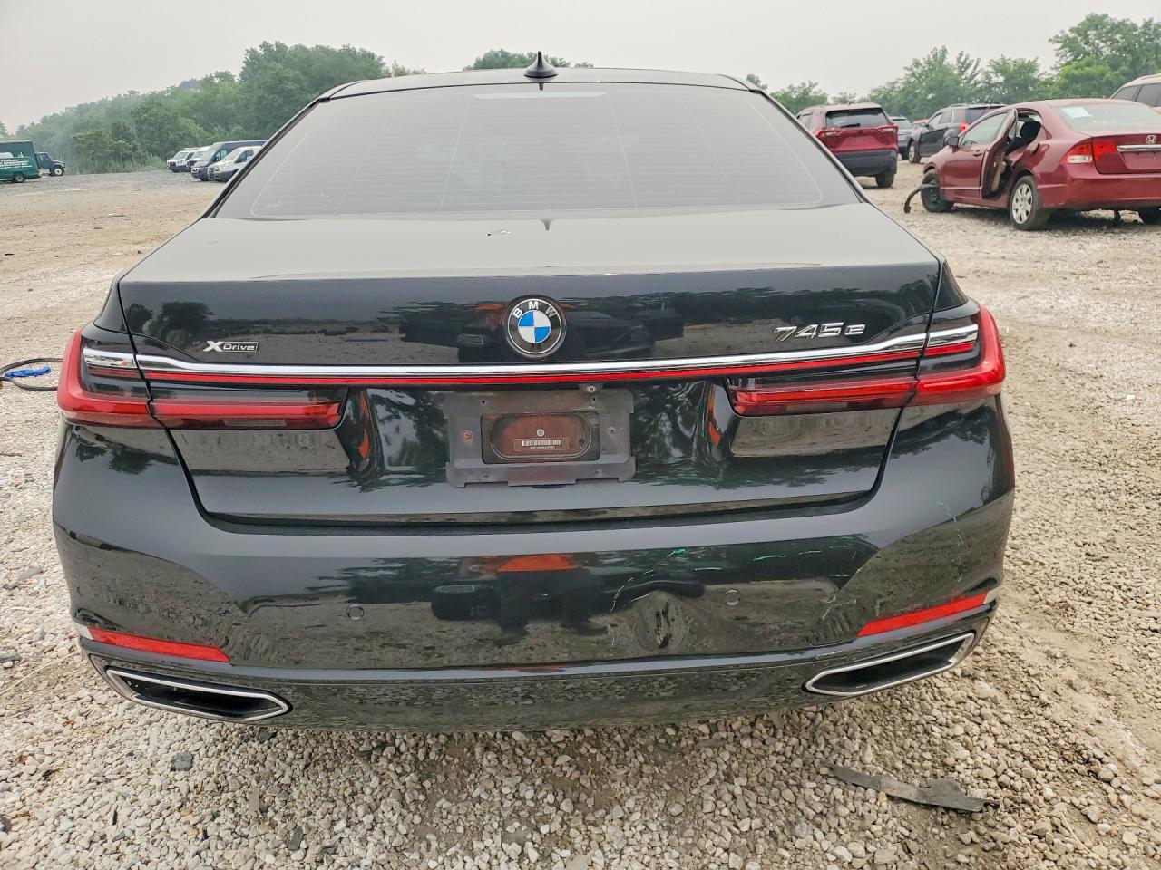2020 BMW 745Xe - Image 6