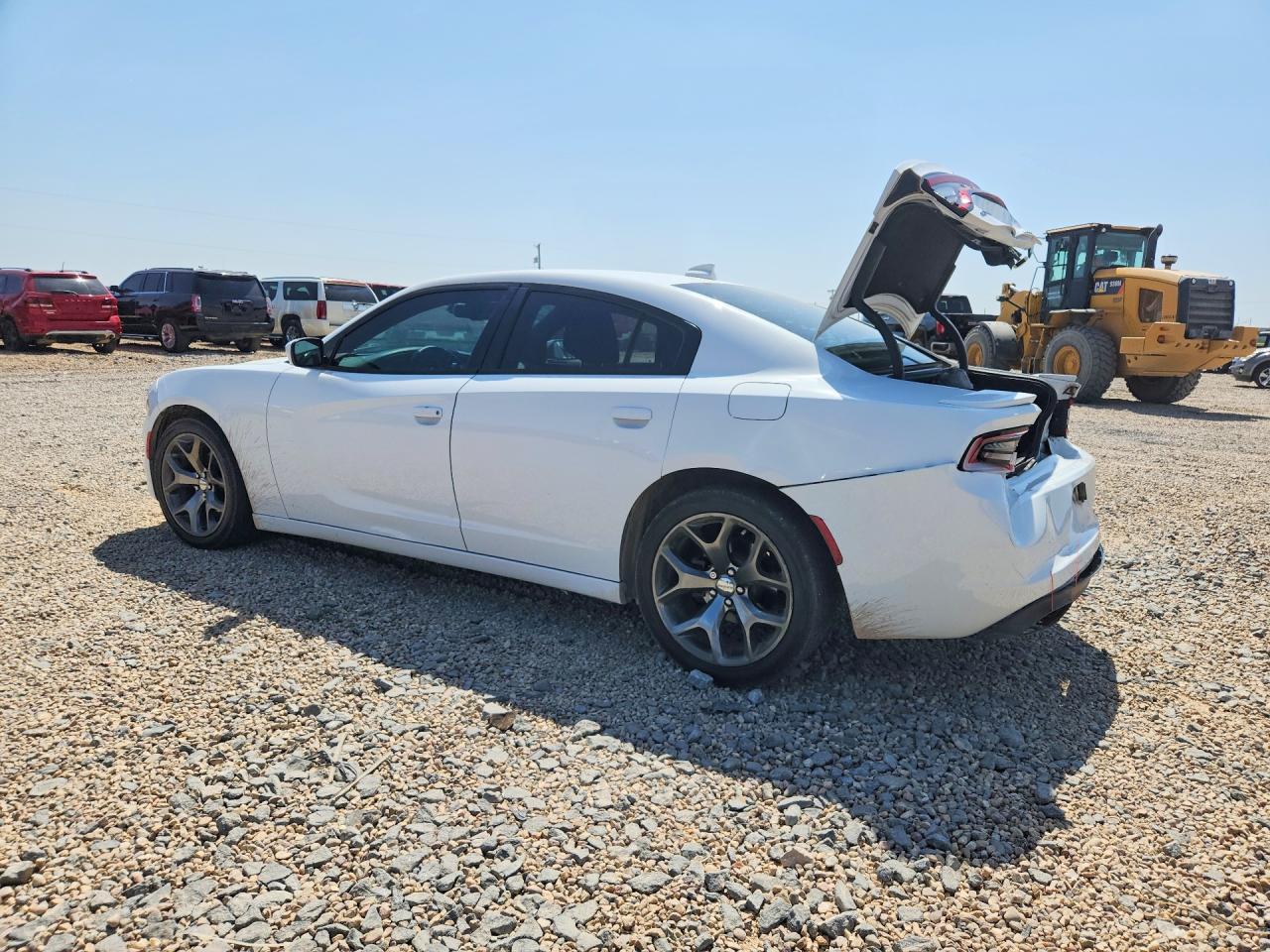 2015 Dodge Charger Sxt - Image 2
