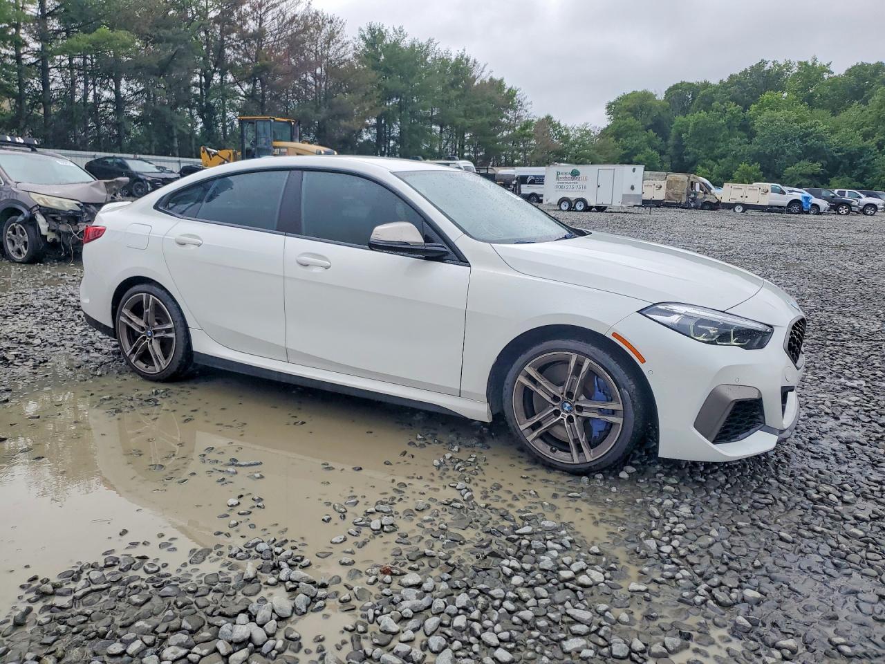 2020 BMW M235Xi - Фото 4